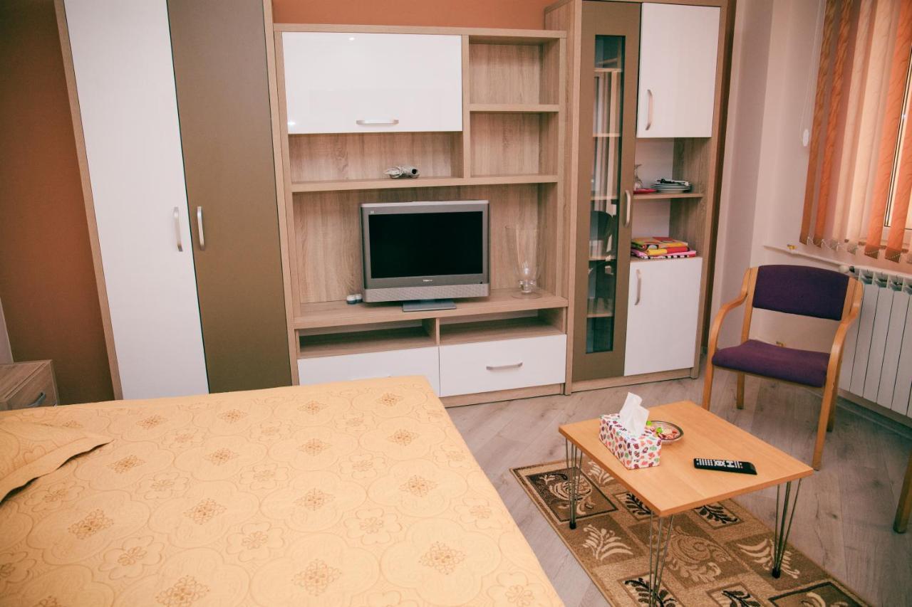 Apartament Cora Centru Piteşti Exteriör bild