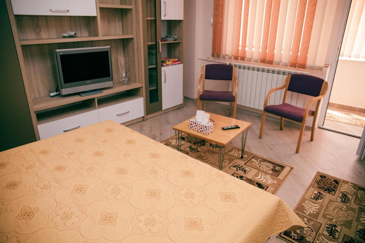 Apartament Cora Centru Piteşti Exteriör bild